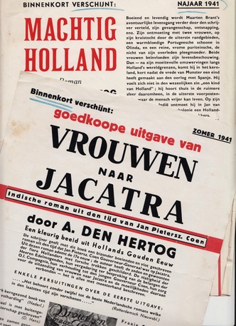 HERTOG, Ary den / SIJTHOFF - Twee reclamebiljetten voor romans van Ary den Hertog: Machtig Holland & Vrouwen naar Jacatra.
