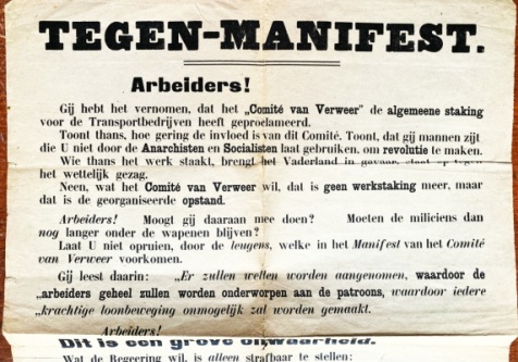SPOORWEGSTAKING 1903 - Tegen-manifest. (Affiche van het Katholiek Comit van Actie om arbeiders tot steun aan de regering over te halen).