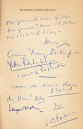(MULTISIGNATI). TWISS, Clinton - De lange, lange caravan. (Met tien handtekeningen en opdrachten van o.a. A. Roland Holst, Paul Rodenko, J.C. Bloem en Victorine Hefting).