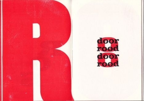 VRIES, Doortje de - Door rose rood.